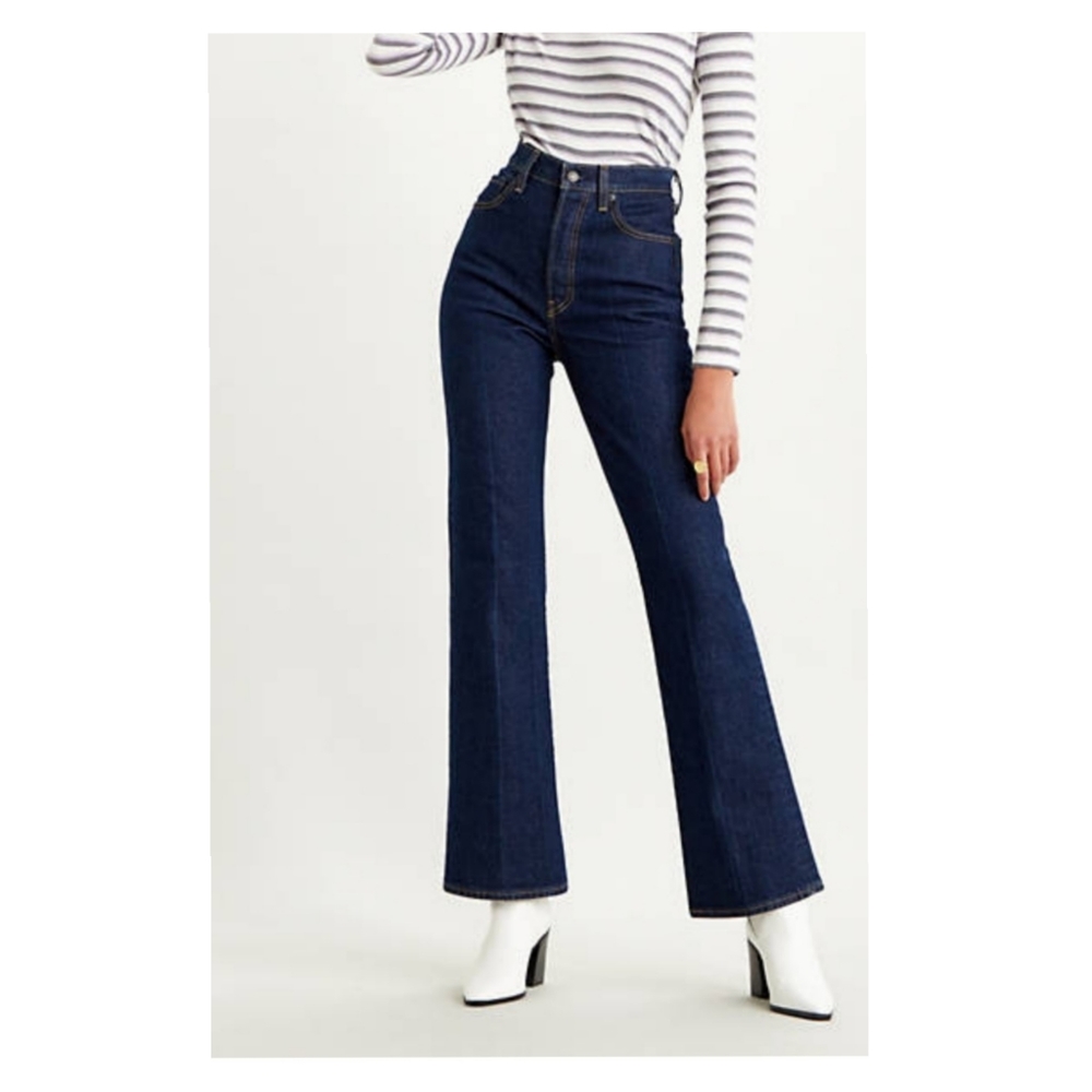 Levi's|NWT Premium Ribcage Bootcut Jeans